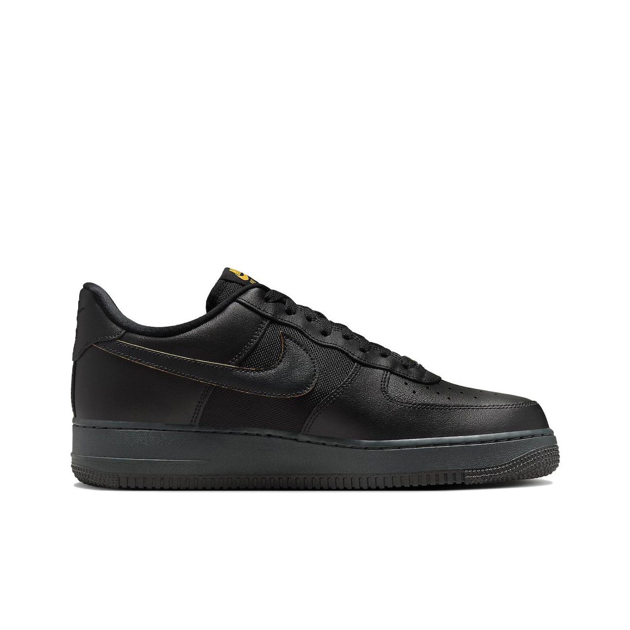 Tênis Nike Air Force 1 Low Top - Men'S Shoes Yellow And Black avaliação e preço