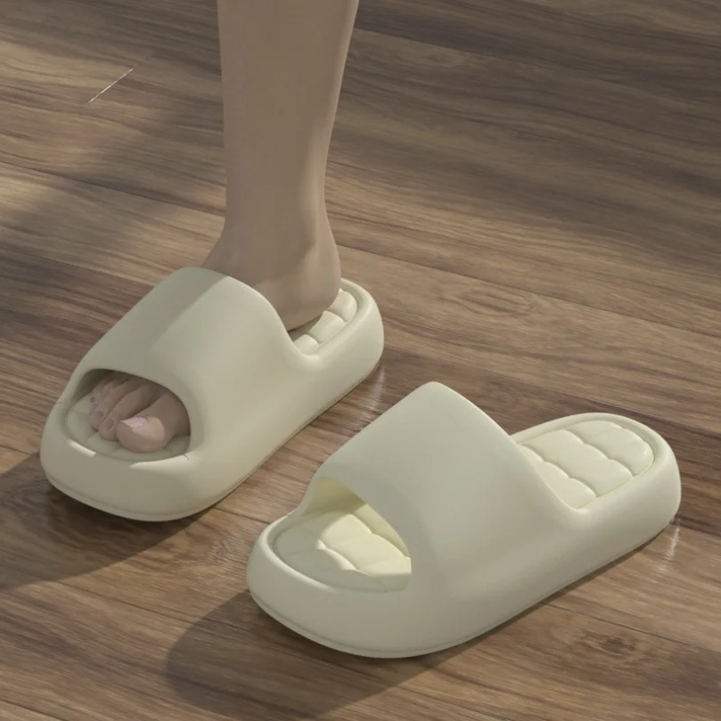 Chinelo Nuvem Feminino Xadrez  - Men'S Shoes With Platform avaliação e preço